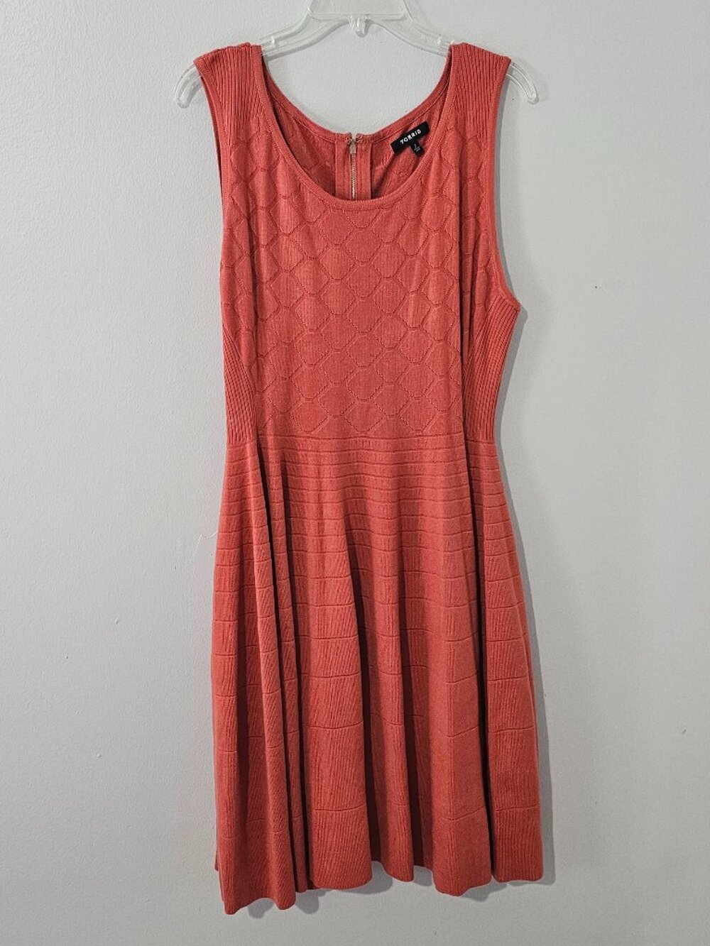 Torrid Size 2 Coral Textured Knit Sleeveless Dress Geometric Honeycomb